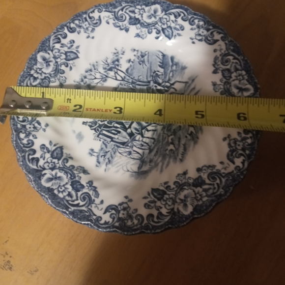 8 Johnson Brothers Coaching Scenes 6 1/4”  Bread Dessert Plate🪝 - Picture 2 of 7